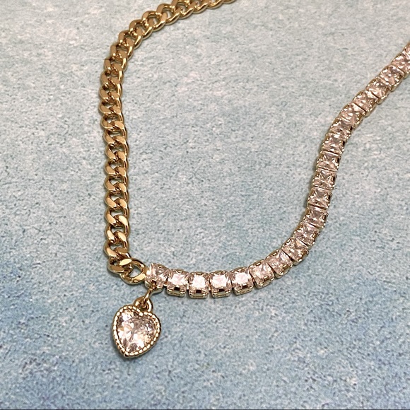 Cuban Link and Rhinestone Heart Necklace. - Picture 1 of 6